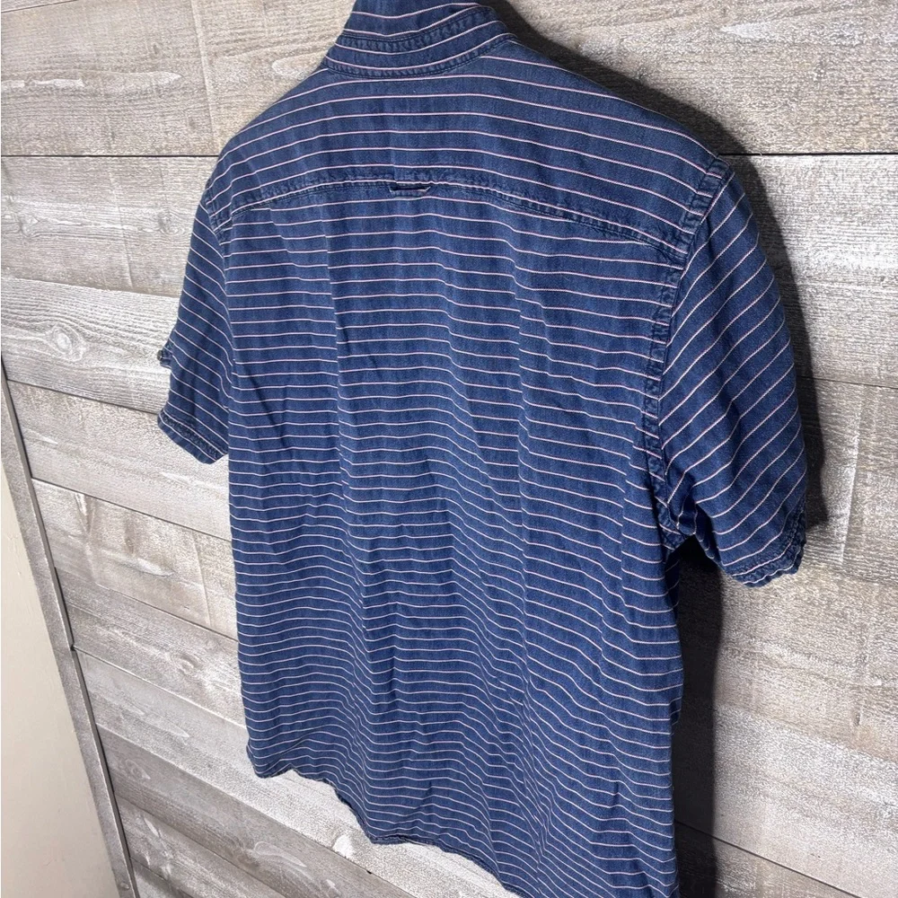 Banana Republic denim Navy Striped Casual Shirt